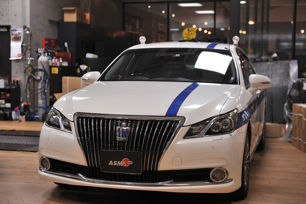 181211_Toyota_Crown_.jpg