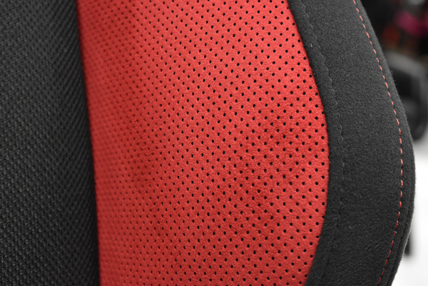 190131_recaro_NU_red_.jpg