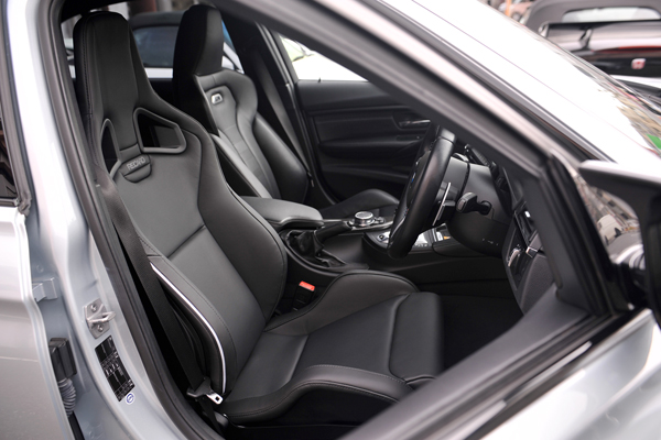 190214_BMW_recaro_sportster_asm__.jpg