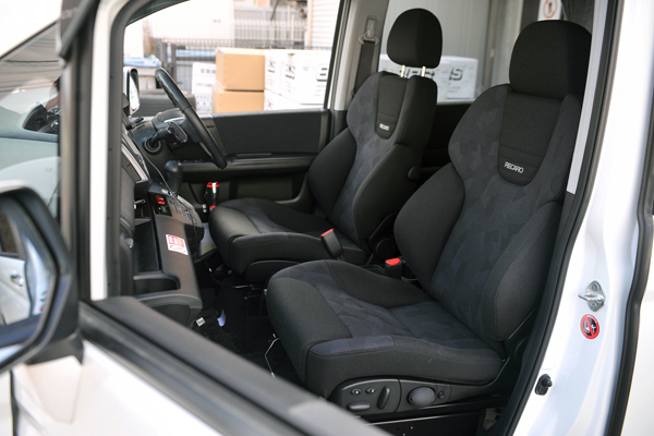 190216_honda_stepwgn_recaro_styledc_asmyokohama_.jpg
