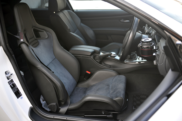 190413_recaro_sportster_bmw_asmyokohama_.jpg