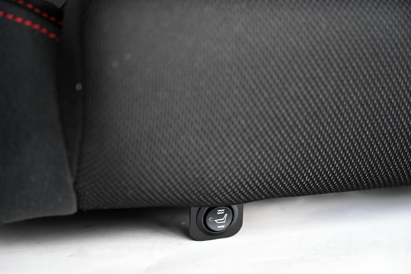 190903_recaro_sr7f_asmlimited_2020_heater.jpg