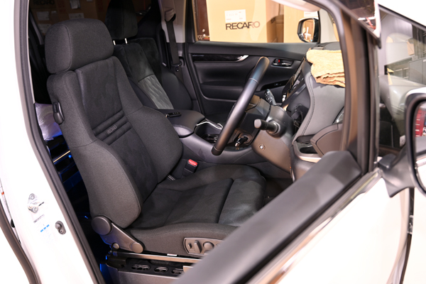 191129_alfard_recaro_asmyokohama.jpg
