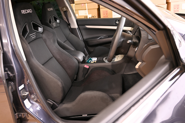 191207_nissan_skyline_recaro_sr7_gu100h_asmyokohama.jpg