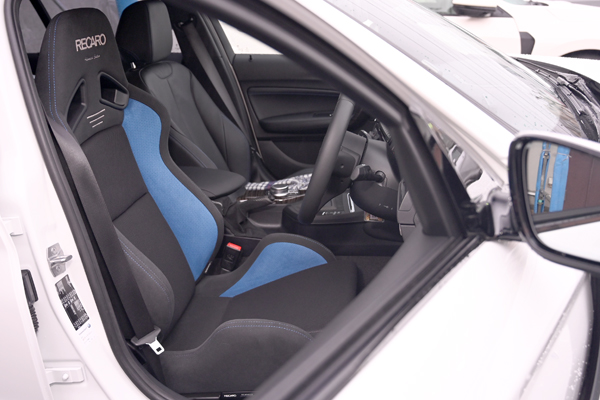 200128_bmw_recaro_sr7_lassic_asmyokohama.jpg
