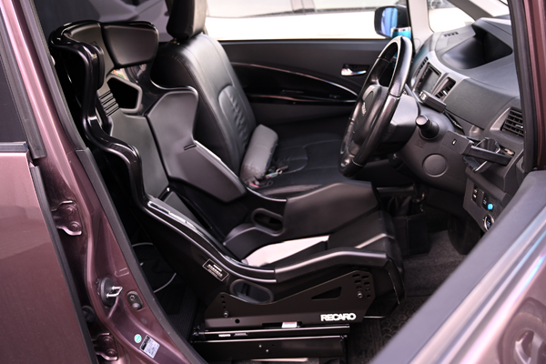 200604_move_recaro_proracer_rms_asmyokohama.jpg