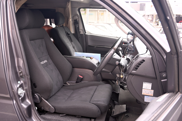 200714_hiace_asmyokohama_recaro_ergomedmv_trial.jpg