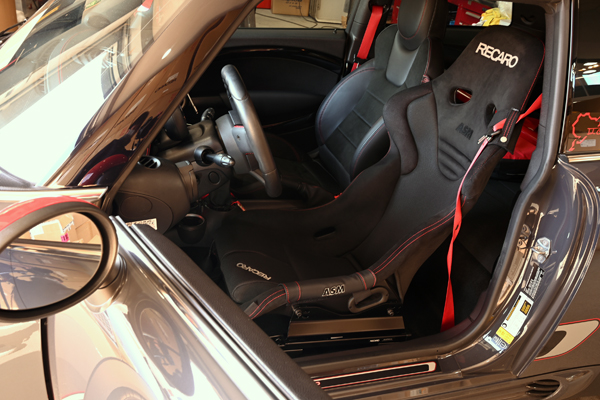 220116_mini_jcw_asmyokohama_recaro_rsg_1.jpg