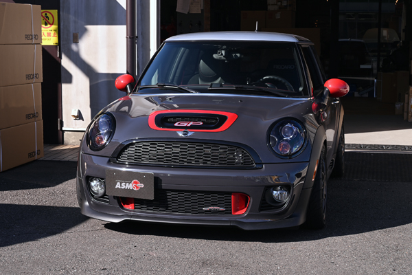220116_mini_jcw_asmyokohama_recaro_rsg_2.jpg
