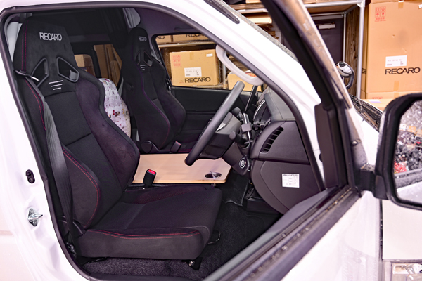 220501_Hiace1.jpg
